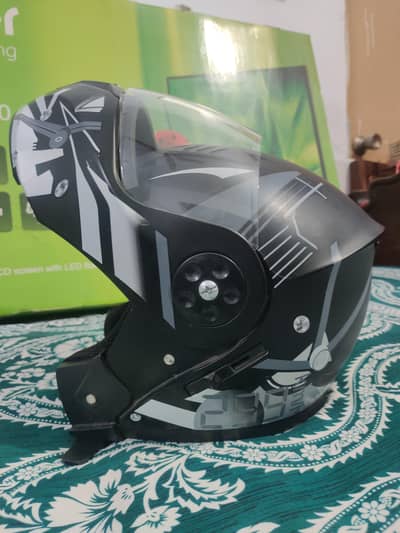 Super Air flip helmet Just like new