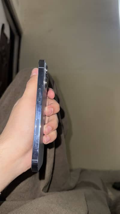 Iphone 13 pro 10 by 9 jv 93 battery health