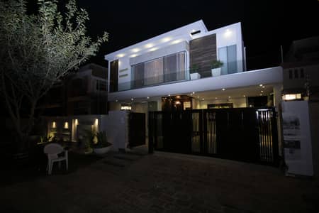 PHASE 2 1-KANAL FULLY MAINTAINED USED BUNGALOW IS AVAILABLE FOR SALE.