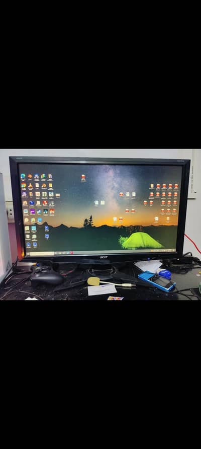 24 Inch LCD