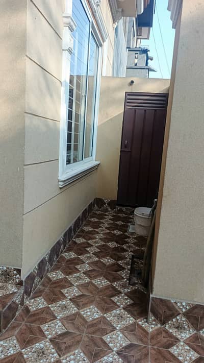 5 MARLA INDEPENDENT HOUSE AVAILABLE FOR RENT