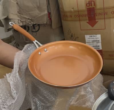 None stick and steel utensils new and used per KG for sale