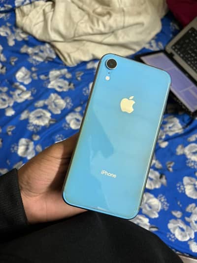 Iphone XR factory unlock 128 gb
