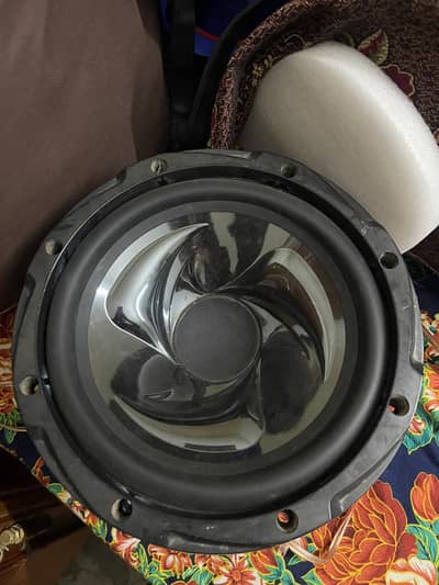 bass tube KENWOOD.  WhatsApp number 03476127889