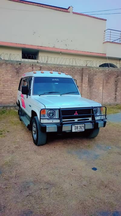Mitsubishi pajero ministry auction exchange possible