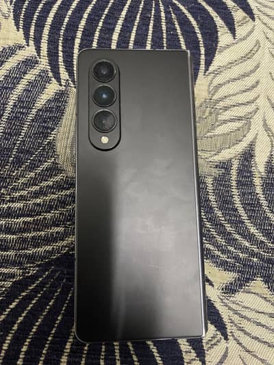 Samsung Z fold 4 barely used