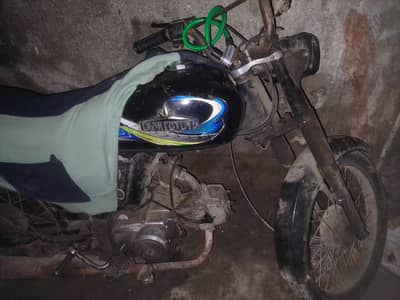 ingen abi bnaya he  ok  tiyer new he bus body pe work he