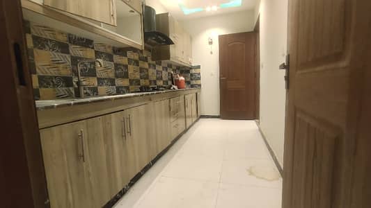 1 Bed Flat Available For Rent