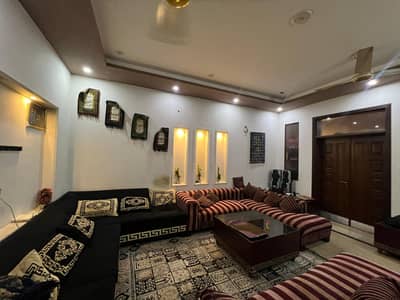 10 Marla Owner Build House For Sale