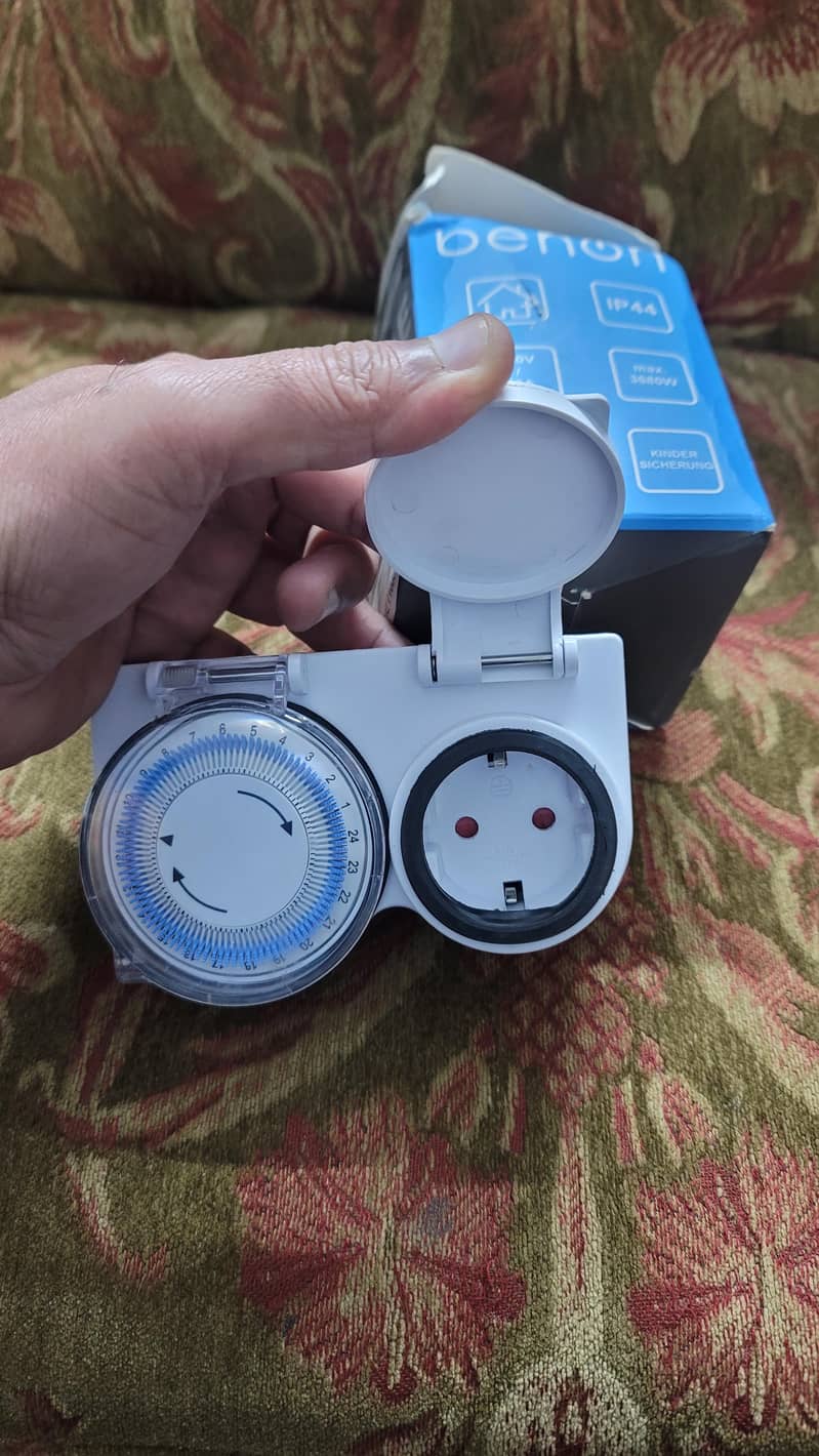 Benon Mechanical Outdoor Timer Switch. 0