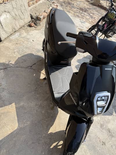 brand new skooty Honda