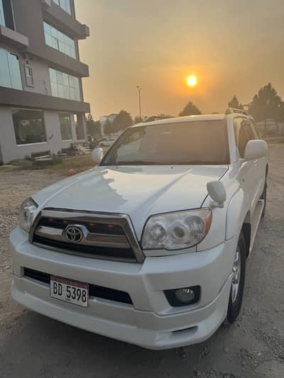 Toyota Hilux surf
