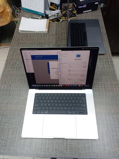 MACBOOK PRO M4 2024 16 INCH 24GB RAM 512GB 14 CPU 20 GPU 13 CC 100 HLT