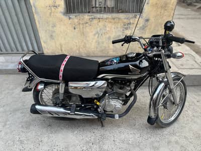 Honda CG 125 special edition Mint condition ( exchange ybr )