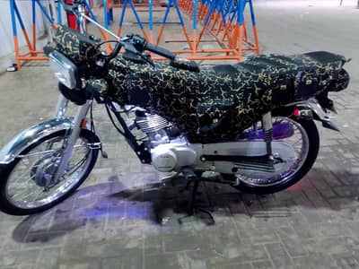Honda 125 Euro II (2016) Karachi no*0321*288*9915*