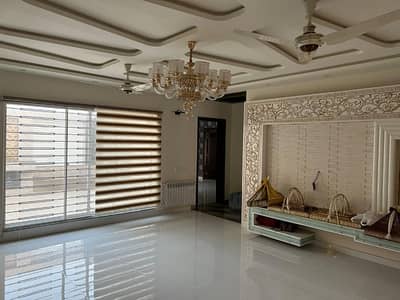 Luxurious 1 Kanal Upper Portion is Available for Rent