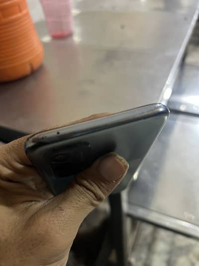 One plus nord N200 4+1 ram 64gb