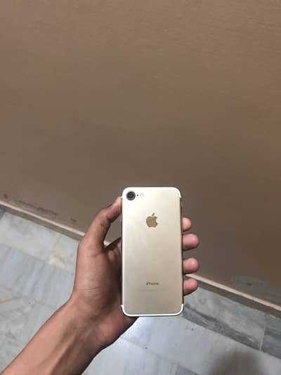 IPhone 7 Factory Unlocked All Okay Urgent Sale
