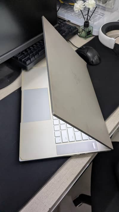 Razer laptop RTX 2060  16GB RAM