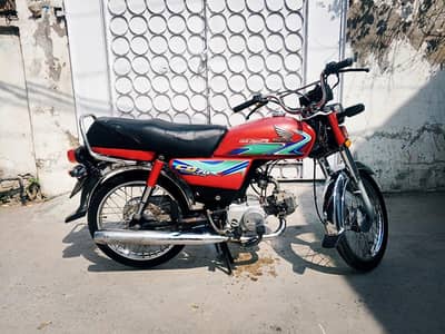 Honda CD 70 Model 2017 genuine condition cell/03314326617