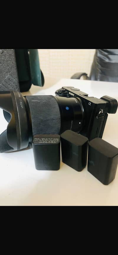 Sony A6400 Sigma 16mm 1.4
