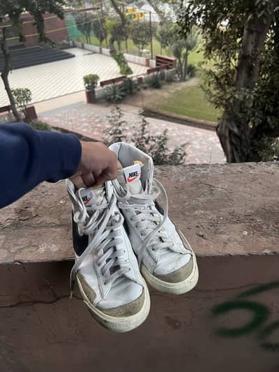 Nike Blazers Mid 77 vintage Uk 44 size (41-44 wearable)