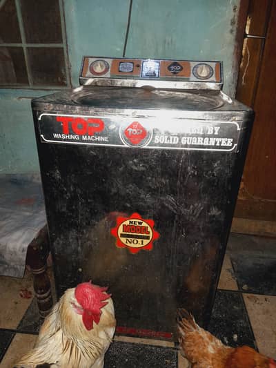 Washing machine for sell.