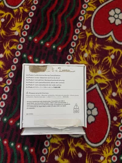 Apple a4 noise cancellation