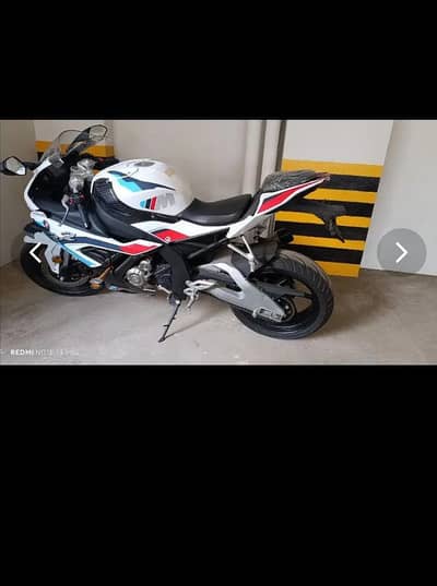 (BMW S1000rr M peakeage) Fat tyres. sports bike.