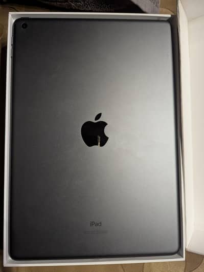 iPad 8 generation 32GB for sale