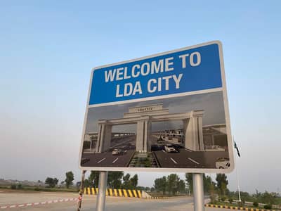 10 Marla Plot For Sale In LDA CITY BLOCK G1