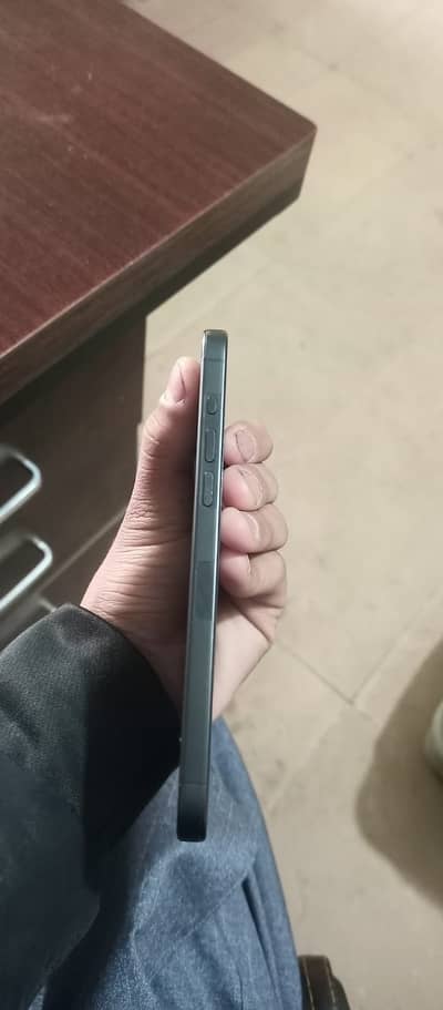 iphone 15 pro max jv