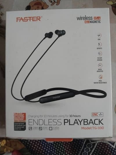 new 2din use ki hai 1 year warranty box Jo sath hai sub Kuch same