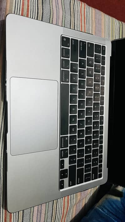 MACBOOK AIR M1 2020