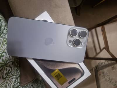 Apple iPhone 15 Pro Max Natural titanium 256GB