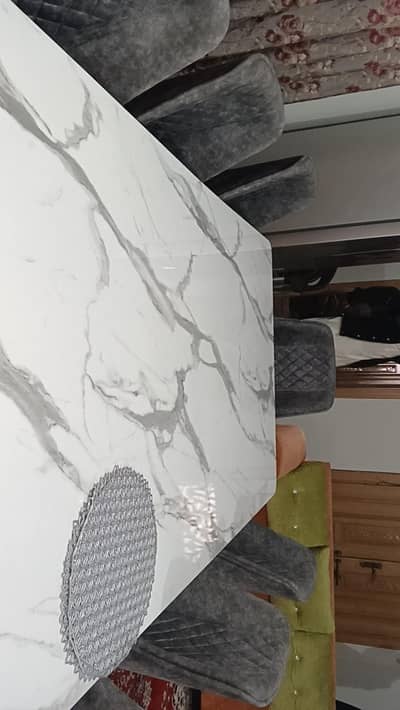 dinning table for sale