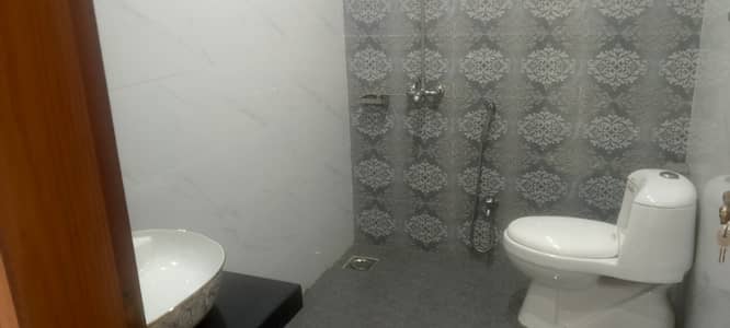 Brand New 5 Marla single story for rent available