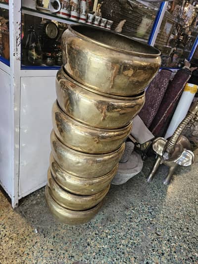brass planters