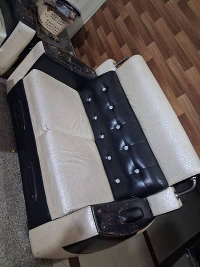 6 seater sofa with center table