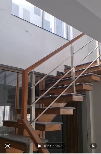 High-End Living with High-Value Potential 4 Bed Penthouse in Askari 11