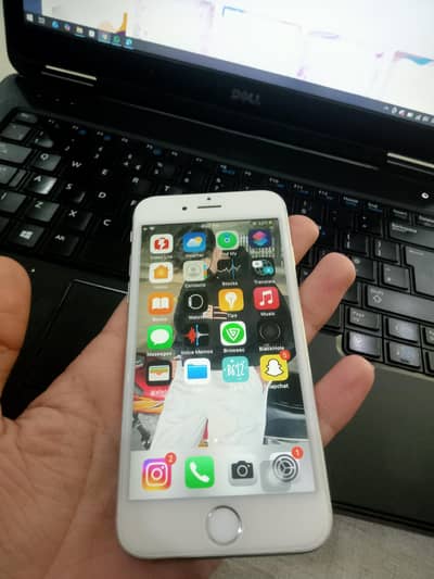I phone 6s + oppo a15s