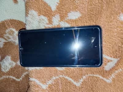 oppo f11 14000 gaming device hai PUBG me 60 fps deta hai