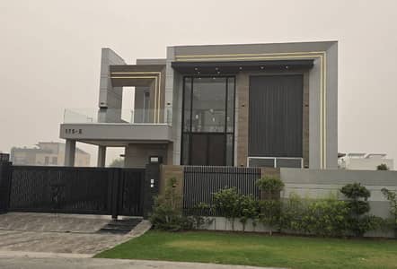 PHASE 6 1-KANAL BRAND NEW FULL BASEMENT FULLY FURNISHED BUNGALOW WITH 6 BEDROOMS IS AVAILABLE FOR SALE.