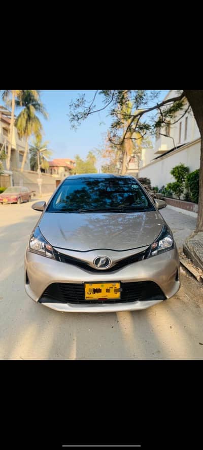 Toyota Vitz Spider Model 2015 Reg. 2019 Golden Excellent Condition. .