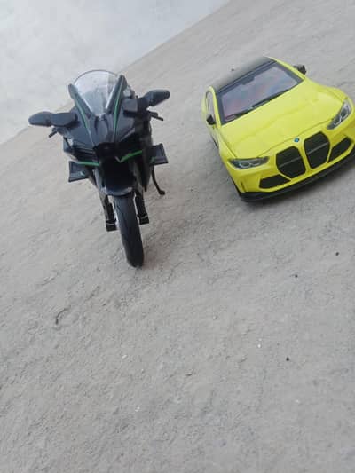 BMW M4 MODEL WITH KAWASAKI NINJA H2R FULLY DIECAST MODEL