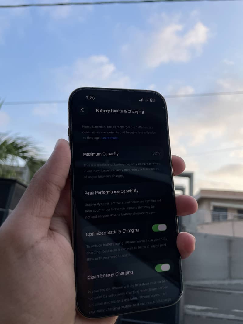 Iphone 14 pro PTA Approved (256GB) 4