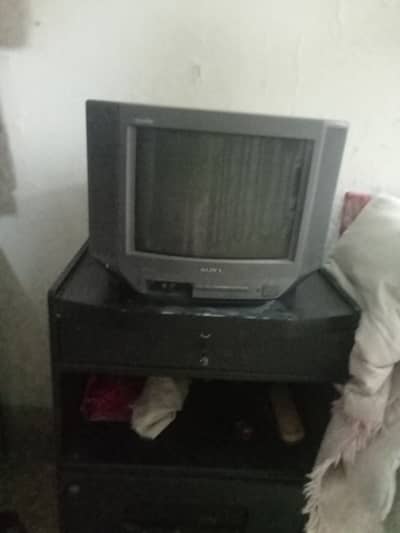 Sony color TV 18 for sale