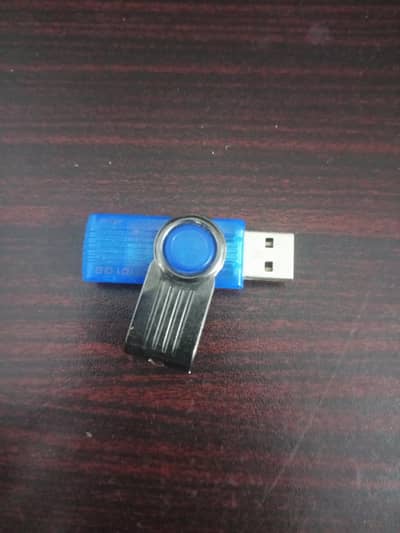 4GB USB Flash Drive - Works Perfectly