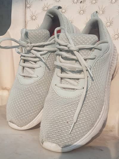 Vty Lightweight Sneakers For Sale Imported 100% Ori  Brand: Vty