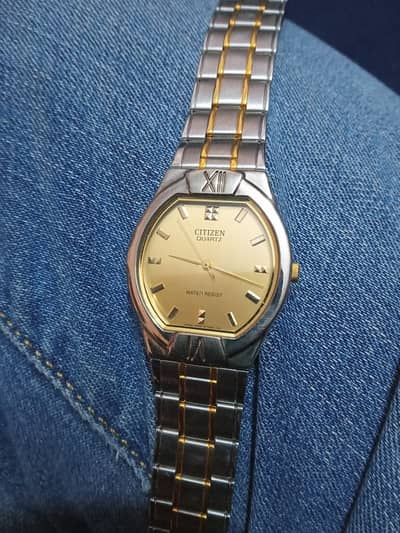 100% Original Citizen Heavy Body Watch with Box – Excellent Condition
